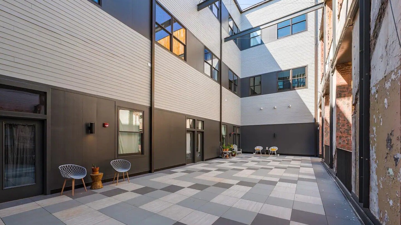 Photo of Patio Balcony in Central City