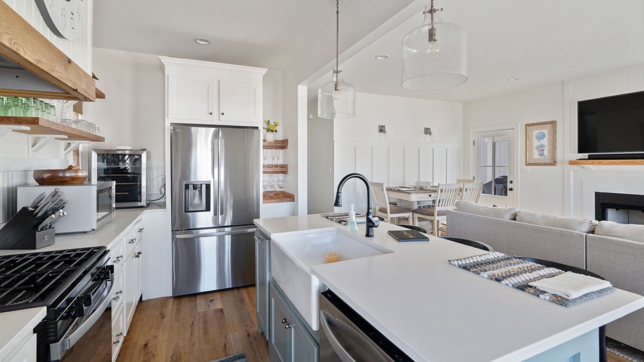 Photo of Kitchen in Guntersville