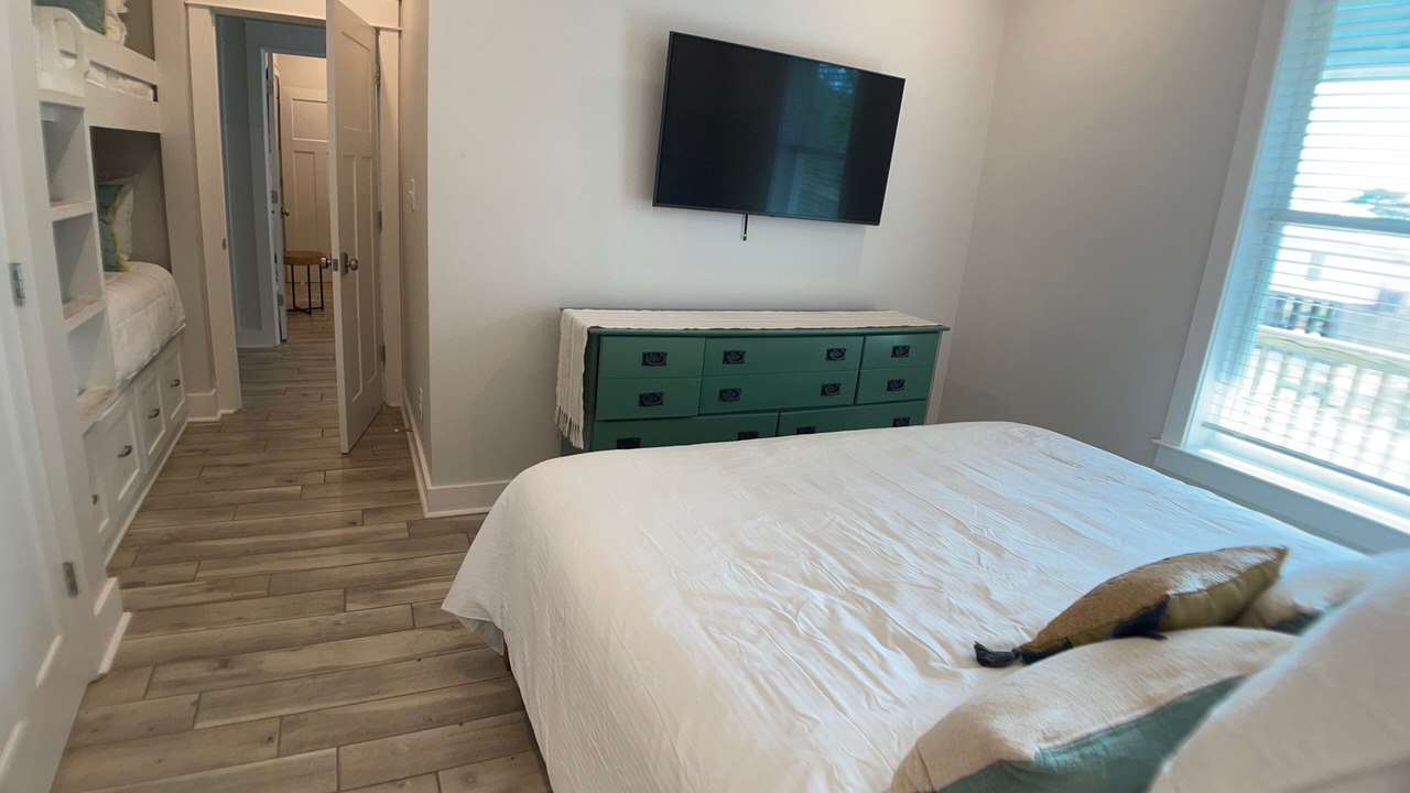 Photo of Bedroom in Dauphin Island