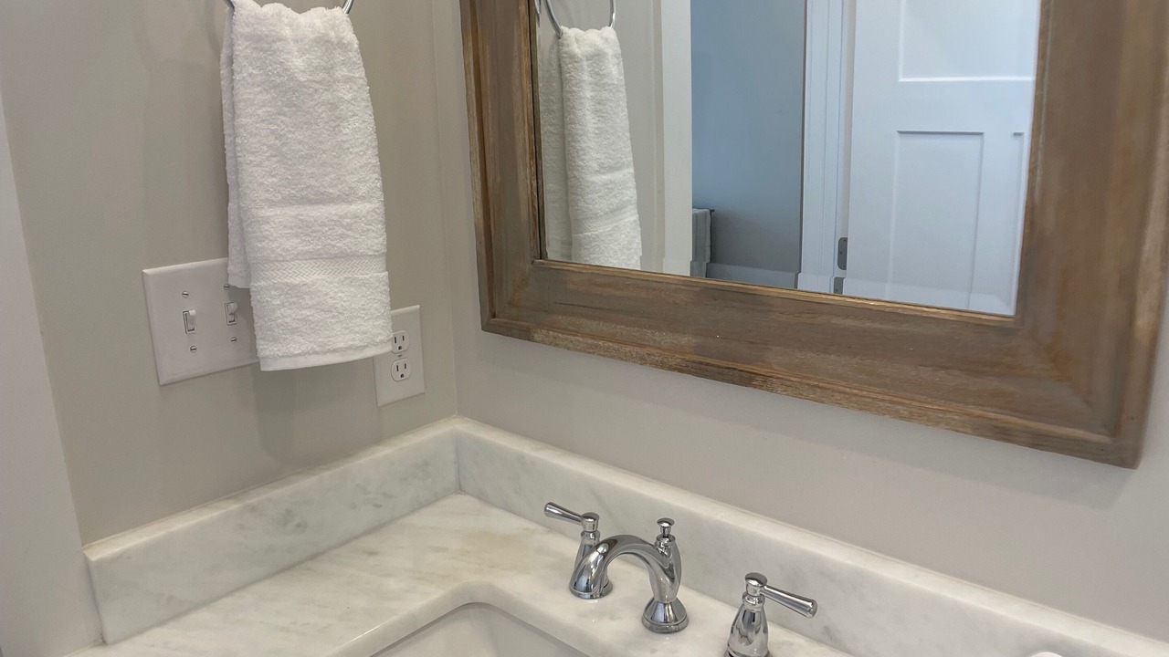 Photo of Bathroom in Dauphin Island