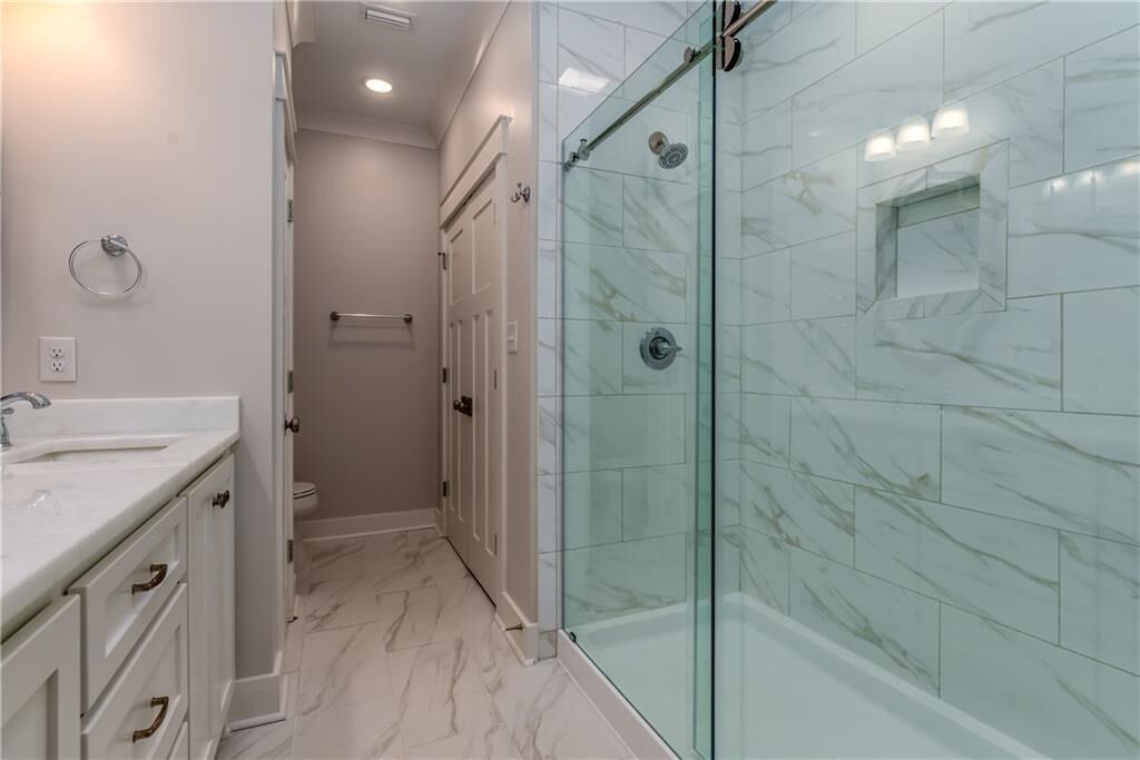 Photo of Bathroom in Dauphin Island