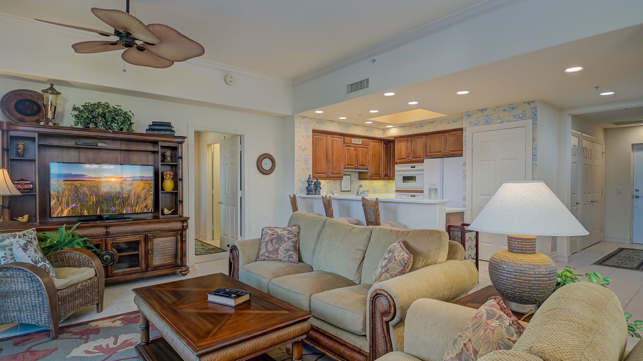 Photo of Livingroom in North Naples