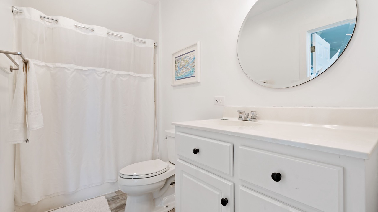 Photo of Bathroom in Dauphin Island