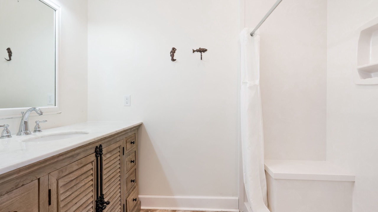 Photo of Bathroom in Dauphin Island
