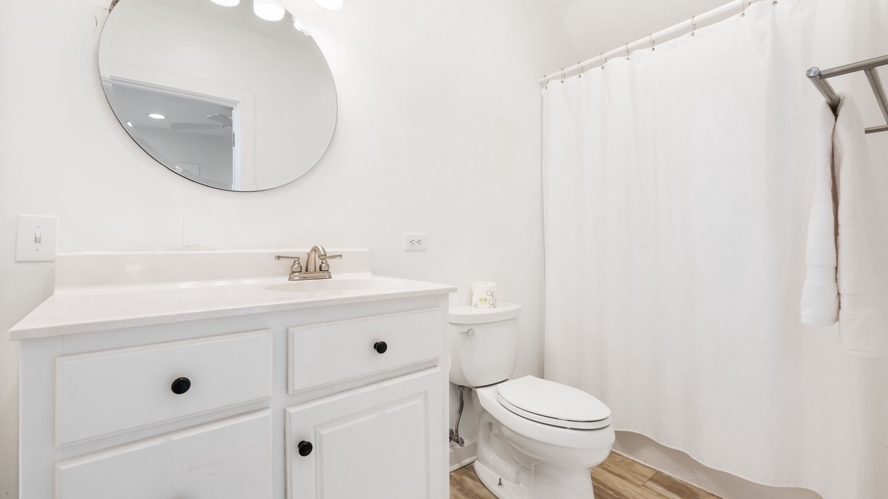Photo of Bathroom in Dauphin Island