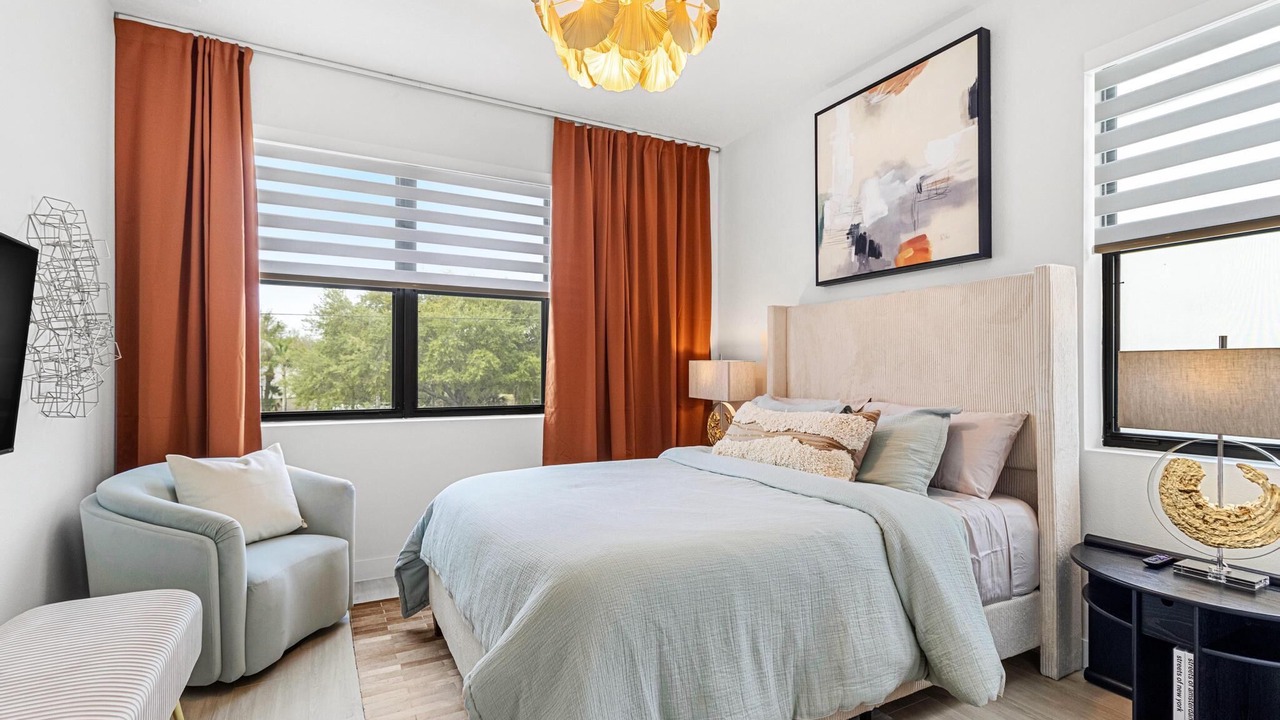 Photo of Bedroom in Pinecrest West Park