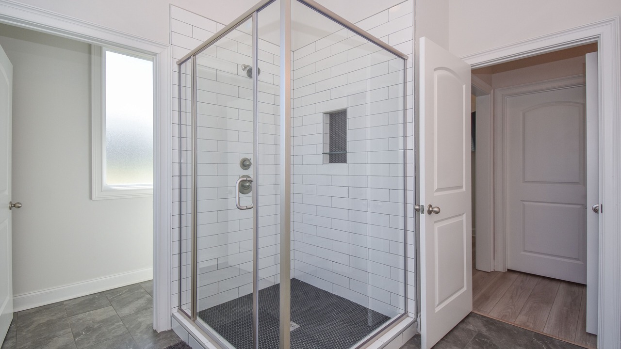 Photo of Bathroom in Dadeville