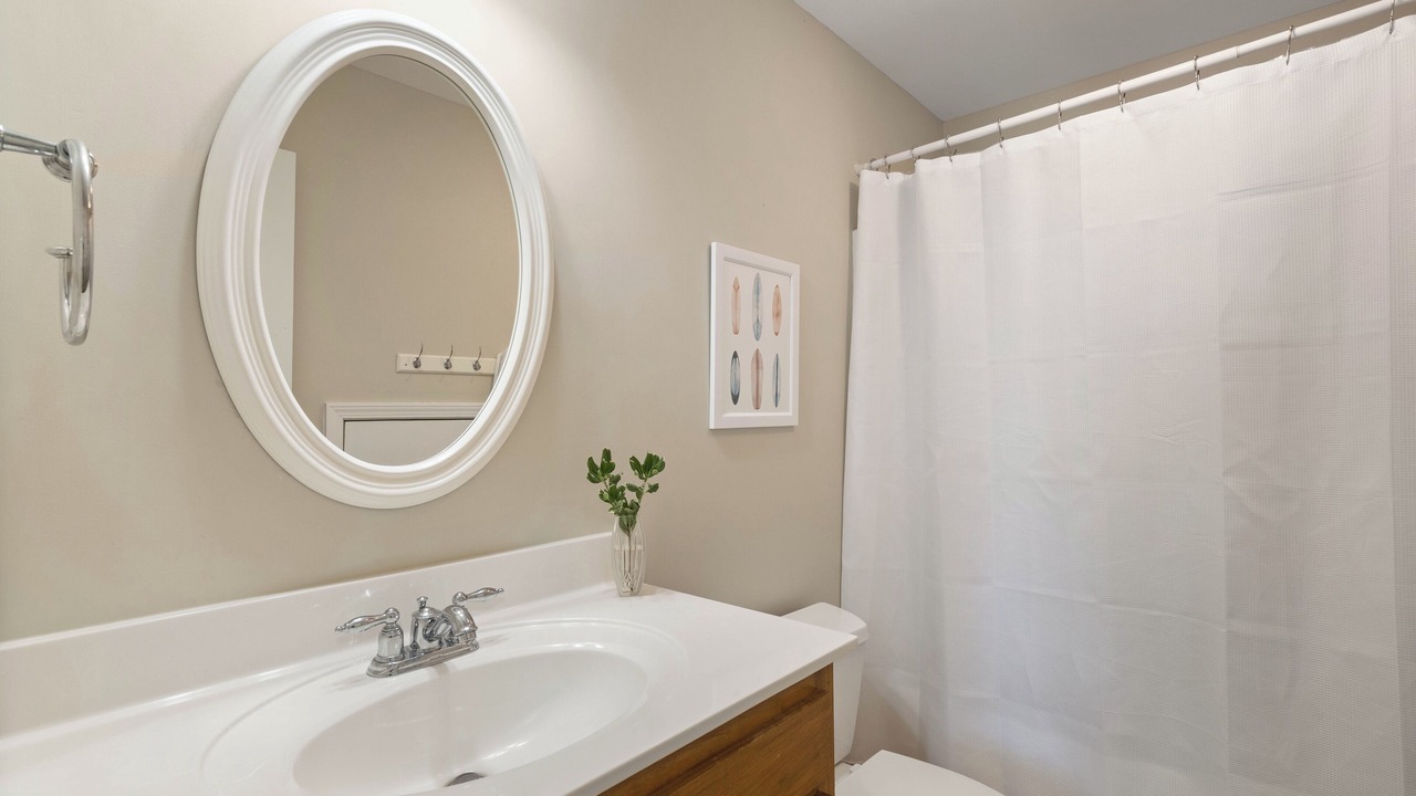 Photo of Bathroom in Dauphin Island