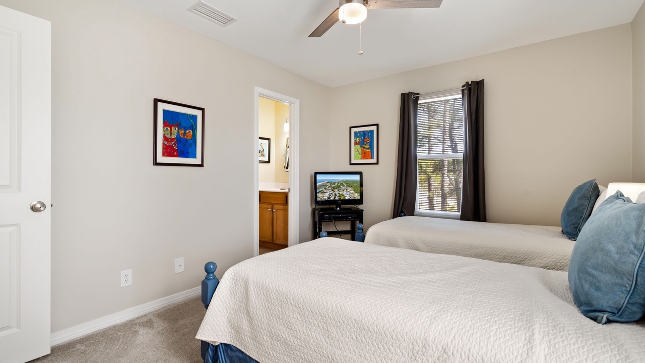 Photo of Bedroom in Dauphin Island