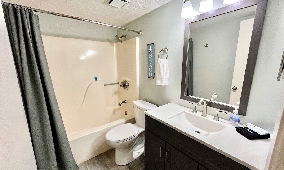 Photo of Bathroom in Orange Beach