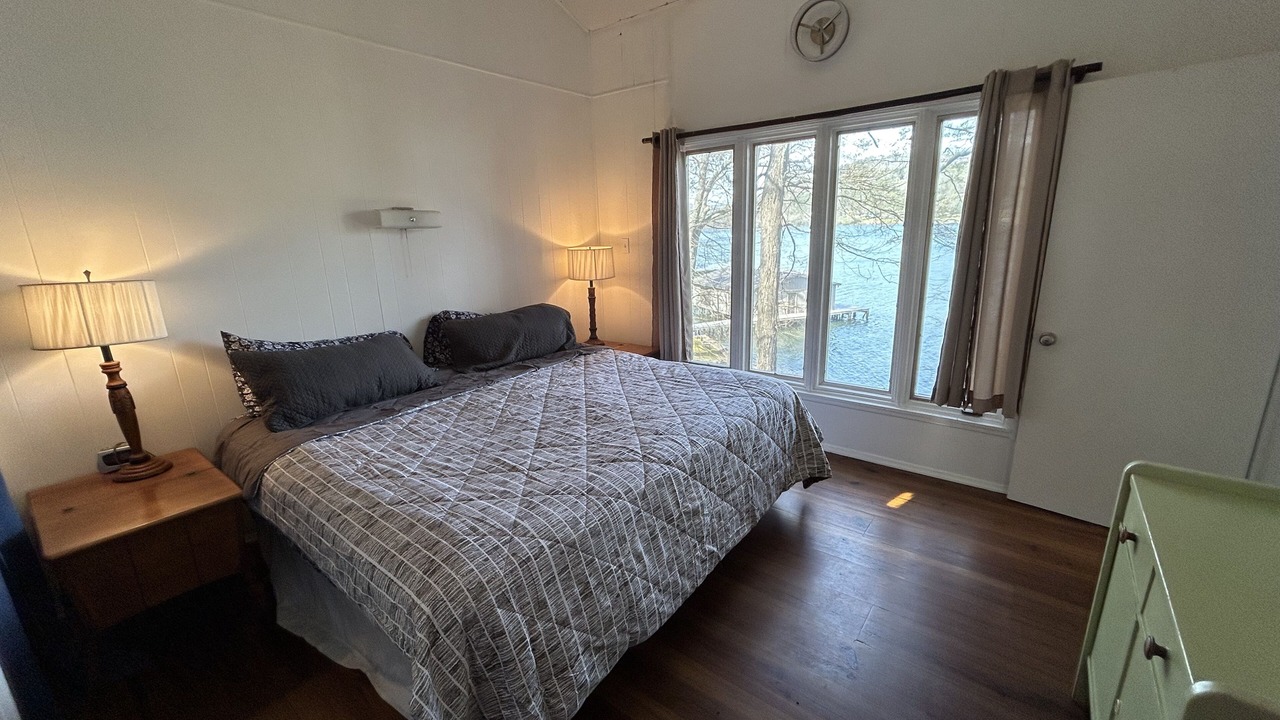 Photo of Bedroom in Grant