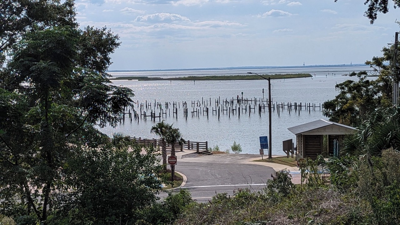 Photo of Others in Daphne