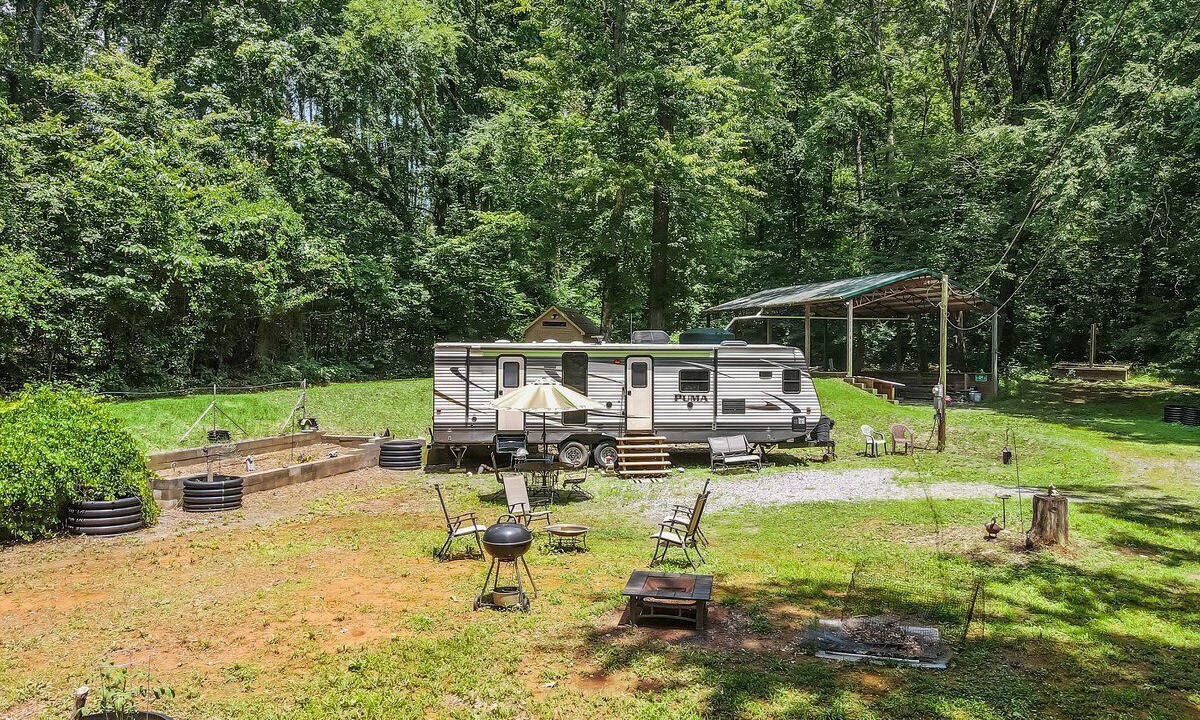 Photo of Outdoor in Groveoak