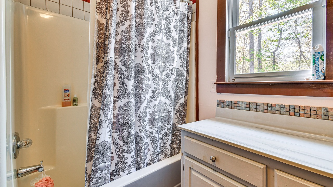 Photo of Bathroom in Tallassee