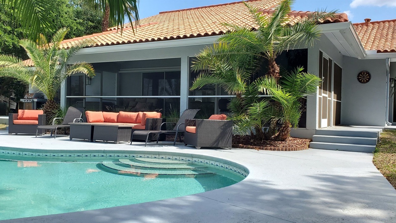 Photo of Outdoor in Groveland