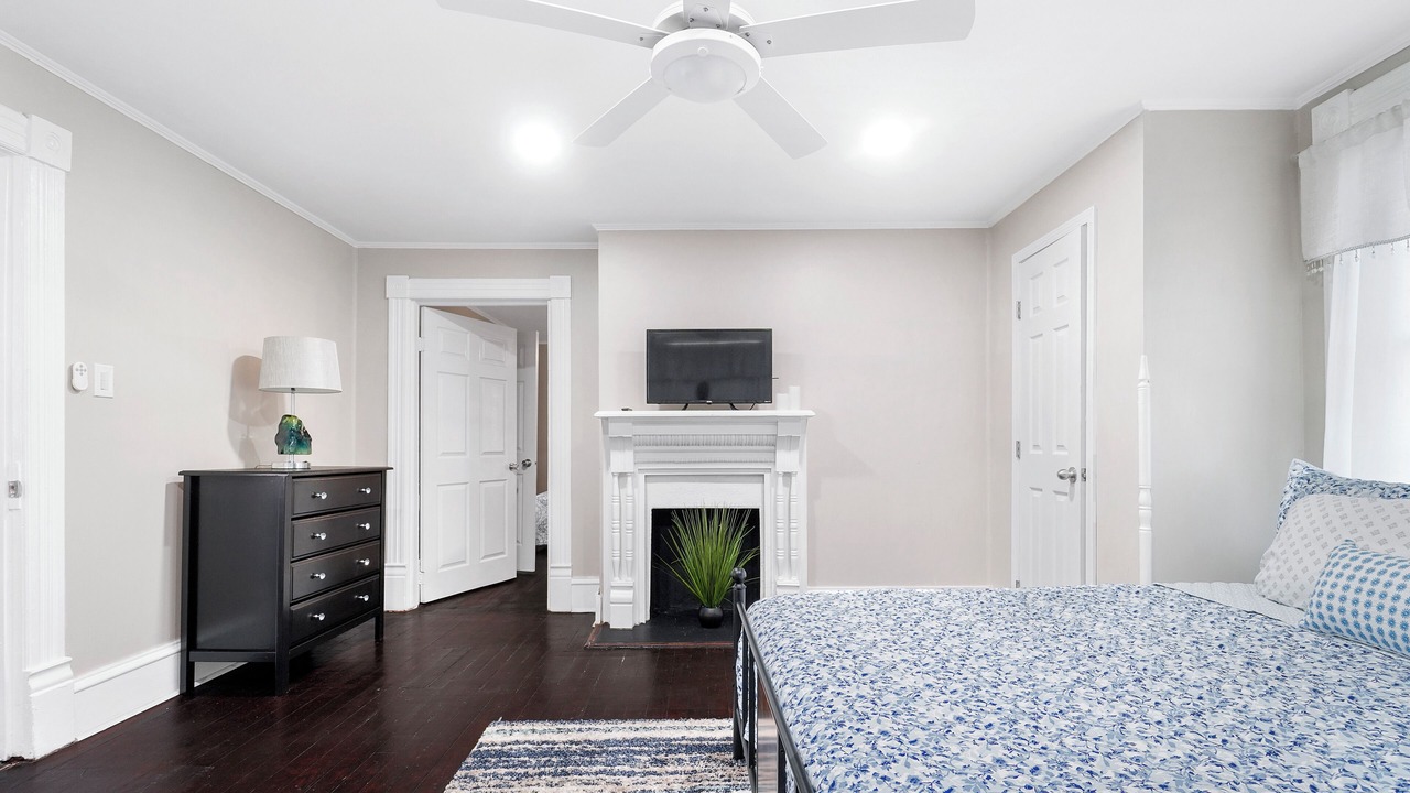 Photo of Bedroom in Montgomery