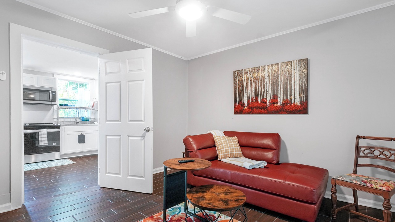 Photo of Livingroom in Montgomery