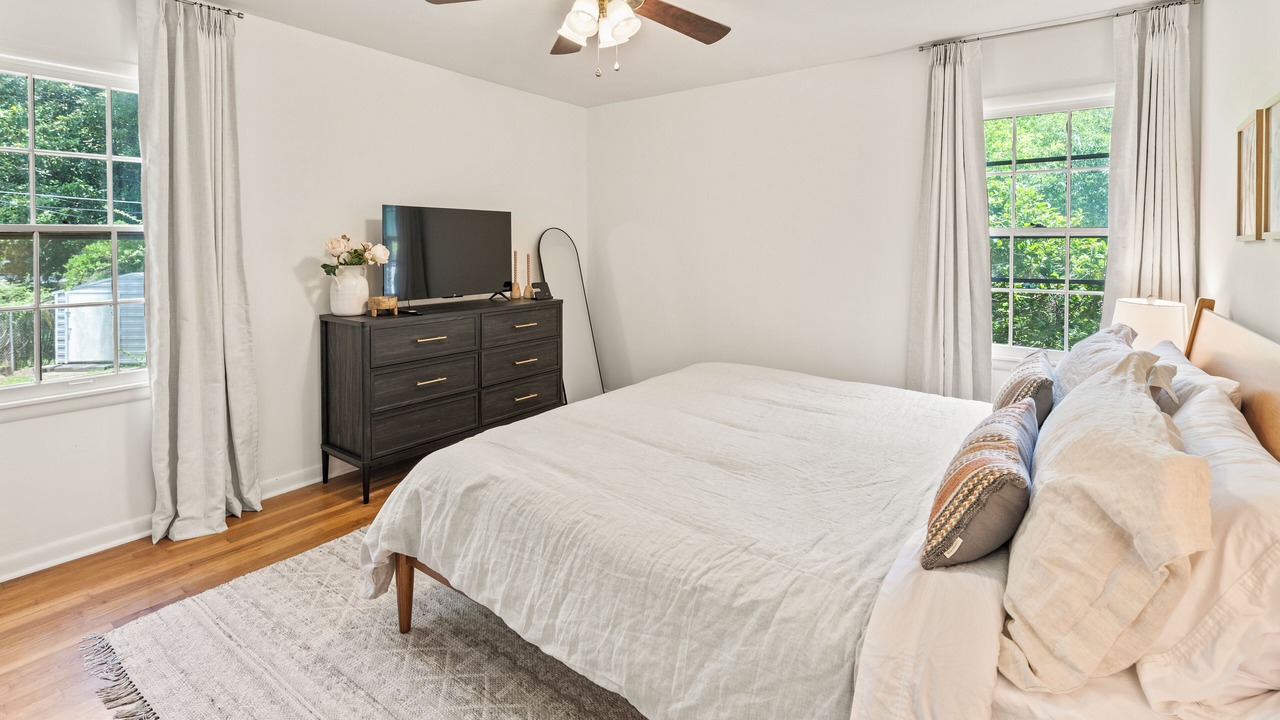 Photo of Bedroom in Tuscaloosa