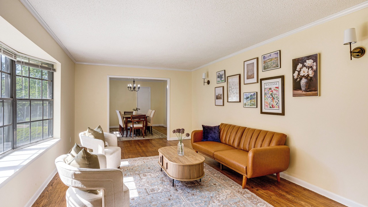 Photo of Livingroom in Huntsville