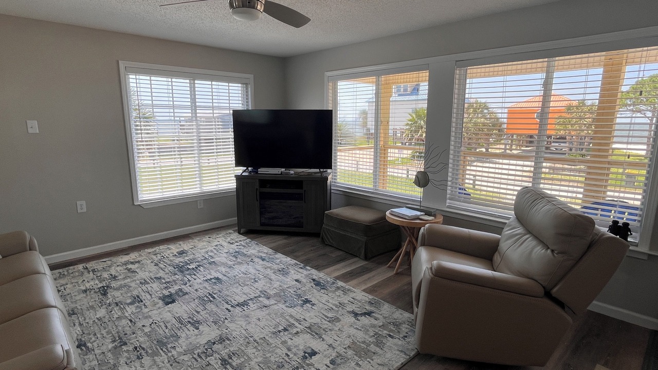 Photo of Livingroom in Fort Morgan Pines
