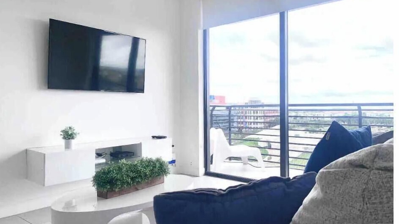Photo of Livingroom in Doral