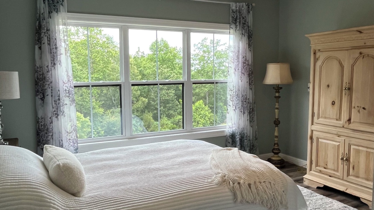 Photo of Bedroom in Arley