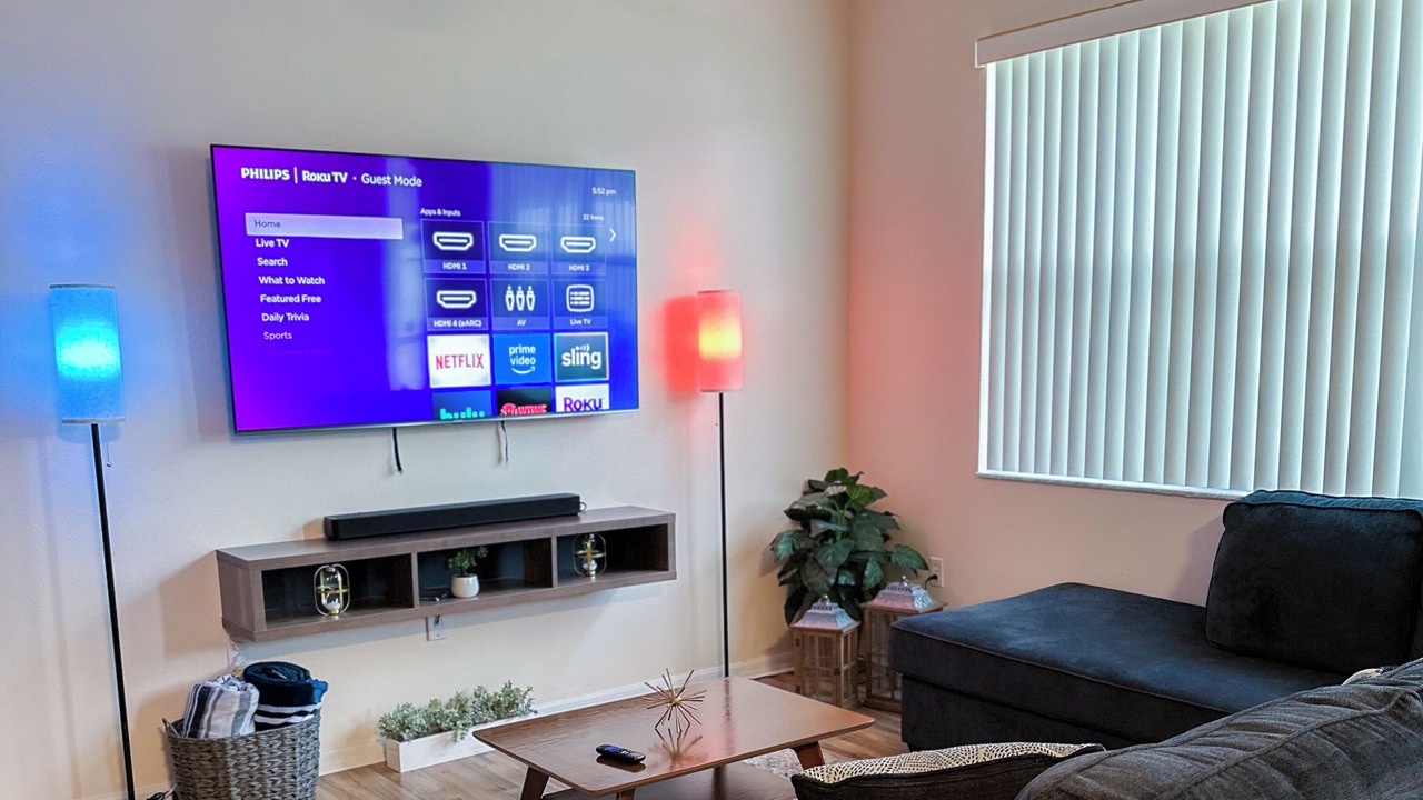 Photo of Livingroom in Windwood Bay