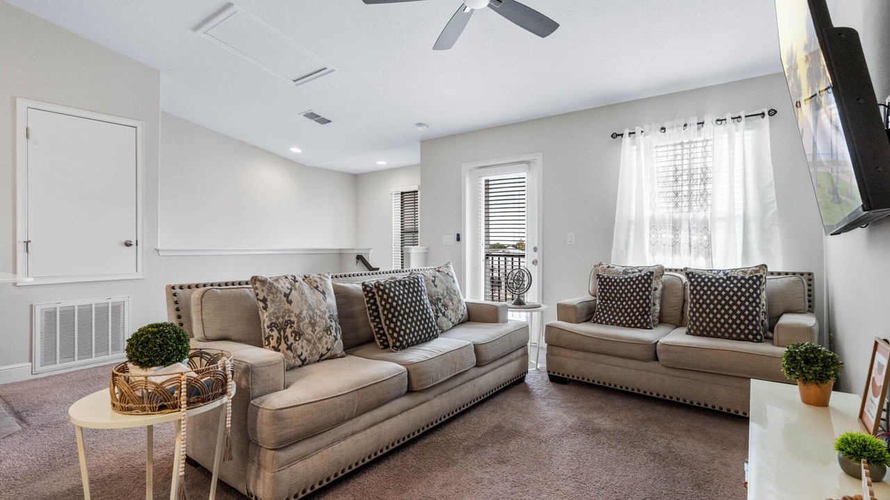 Photo of Livingroom in Haines City