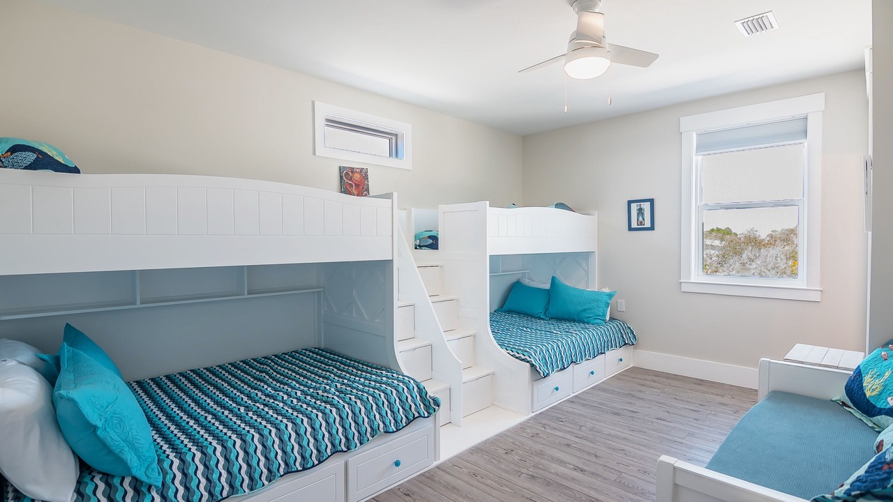 Photo of Bedroom in Surf Side Shores