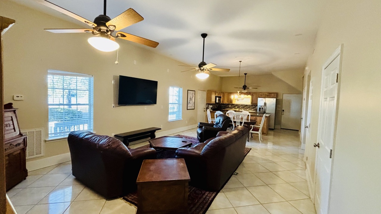Photo of Livingroom in Lincoln