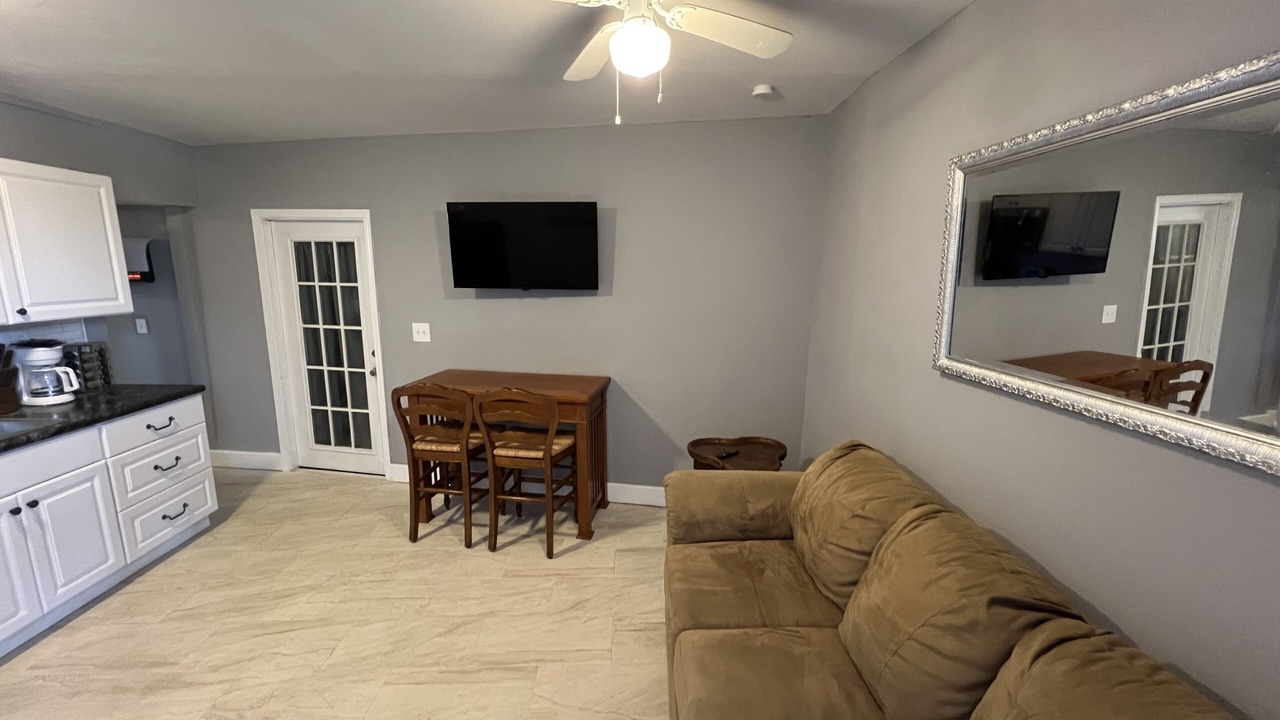 Photo of Livingroom in Lincoln
