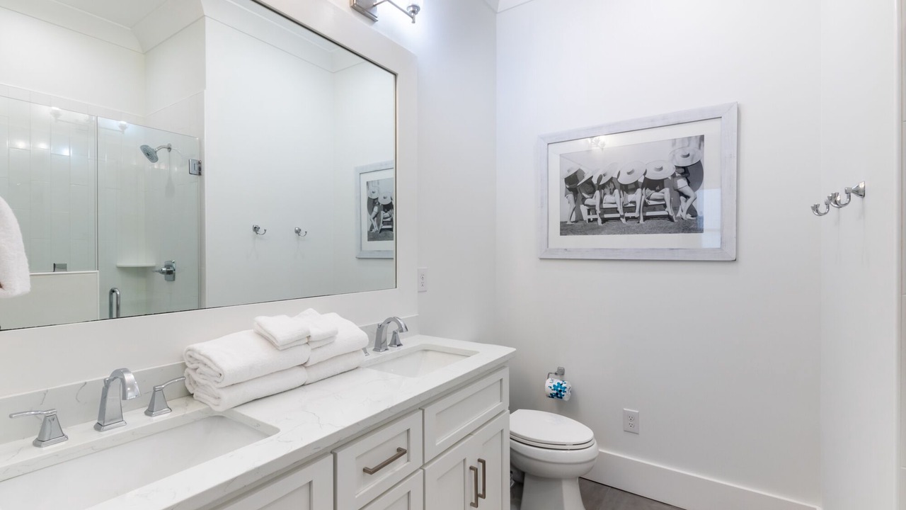 Photo of Bathroom in Orange Beach