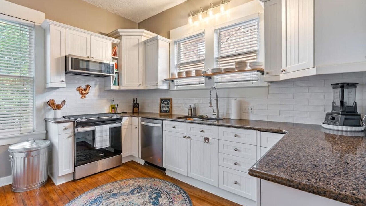 Photo of Kitchen in Five Points South