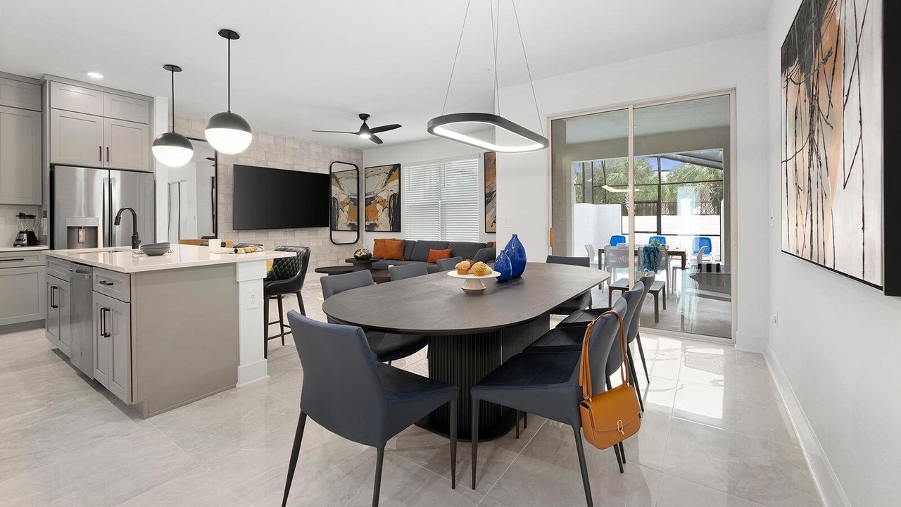 Photo of Livingroom in Florida Center