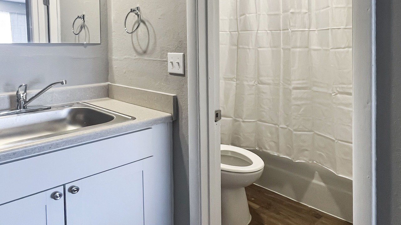 Photo of Bathroom in Tuscaloosa
