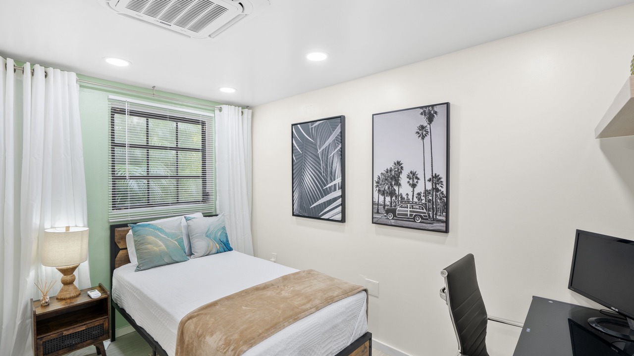 Photo of Bedroom in Cutler Bay