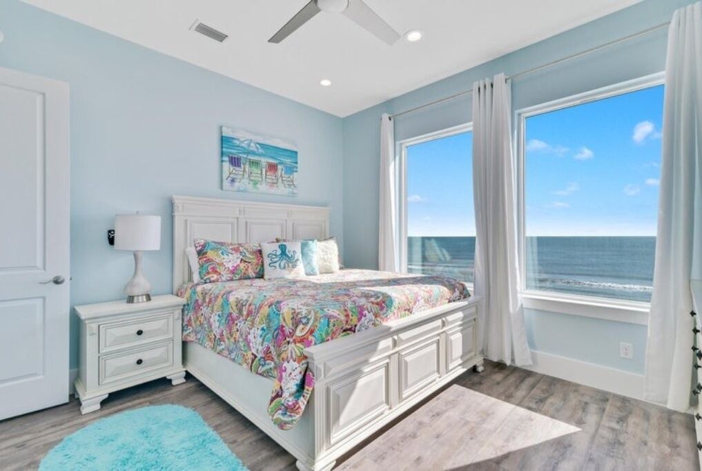Photo of Bedroom in Surf Side Shores