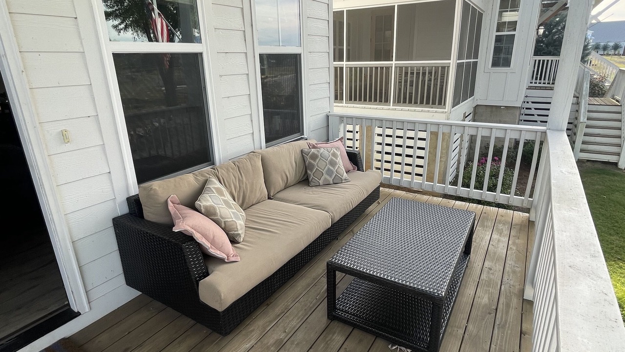 Photo of Patio Balcony in Guntersville