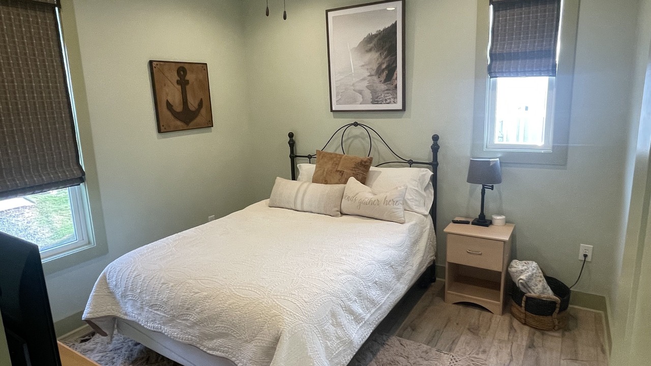 Photo of Bedroom in Guntersville