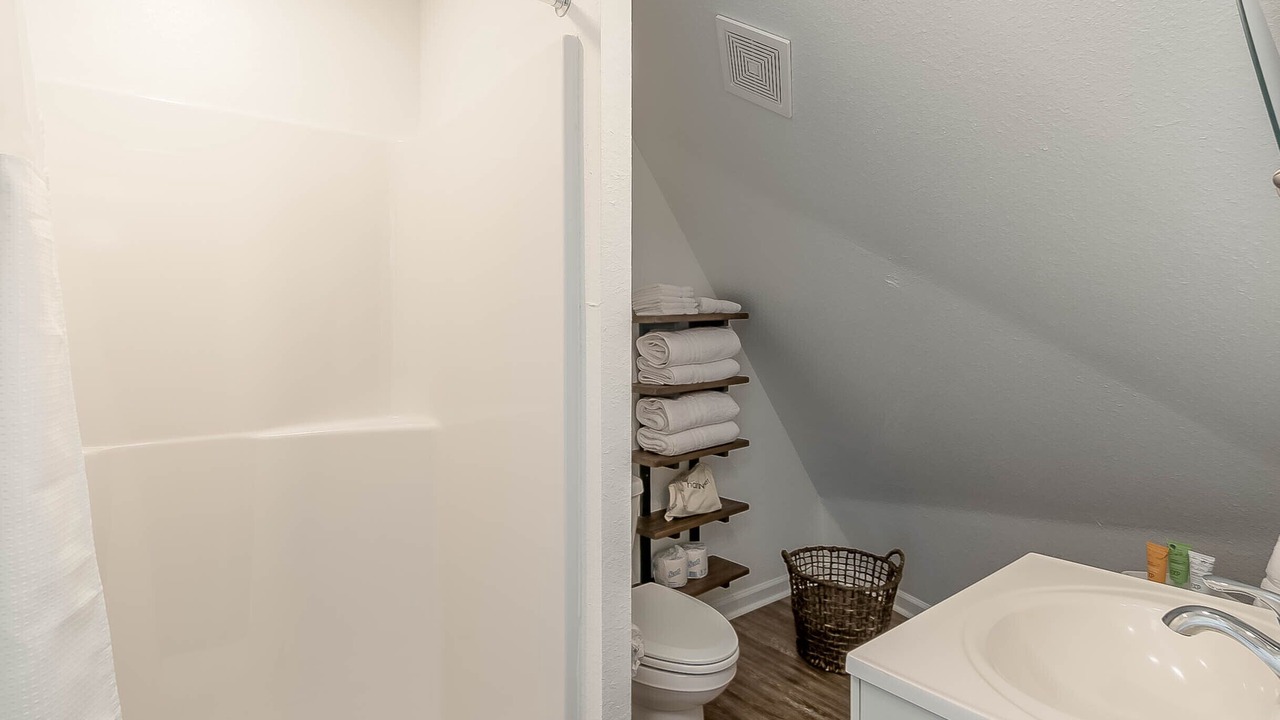 Photo of Bathroom in Tuscaloosa