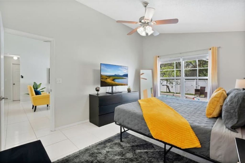Photo of Bedroom in Lindfields