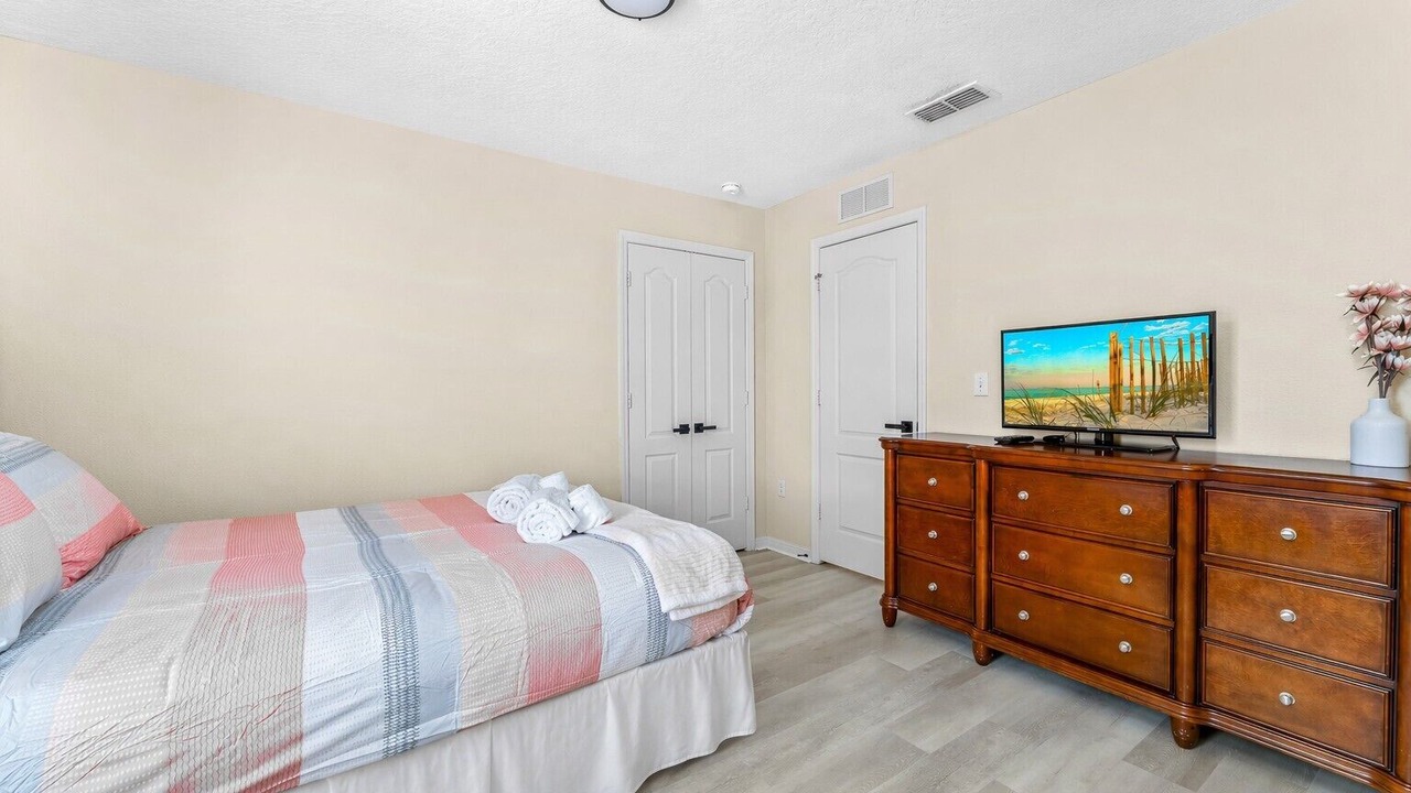 Photo of Bedroom in Thousand Oaks