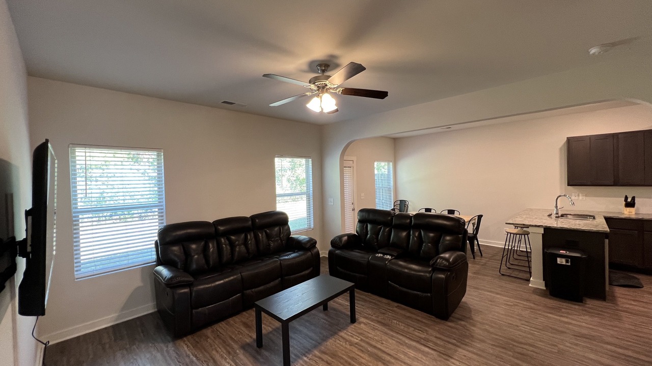 Photo of Livingroom in Calera