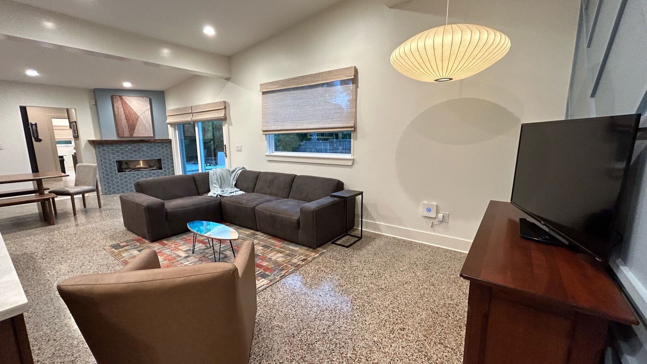 Photo of Livingroom in Pensacola