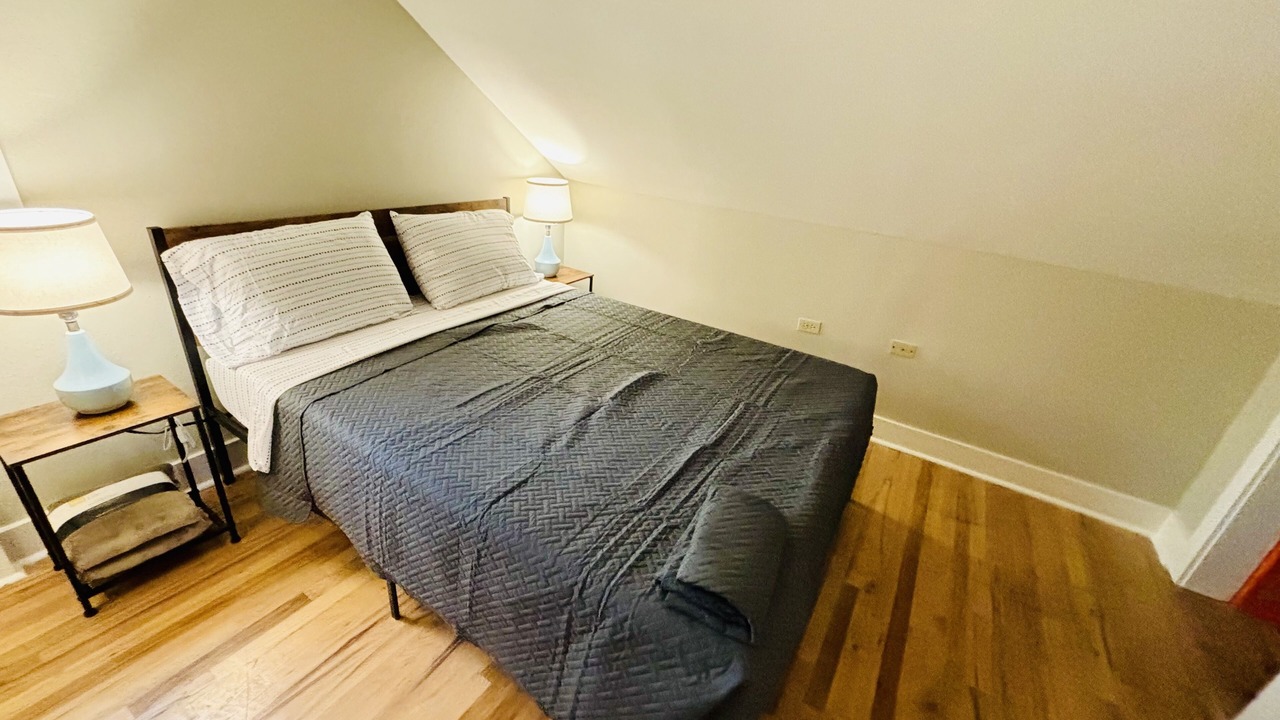 Photo of Bedroom in Lincoln