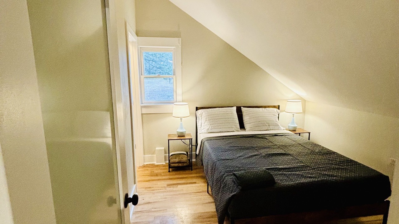 Photo of Bedroom in Lincoln