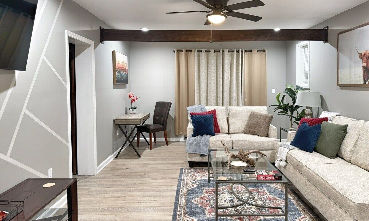 Photo of Livingroom in Decatur