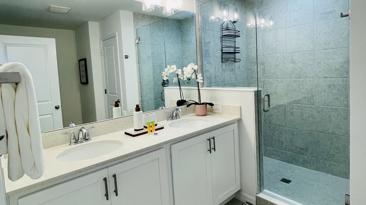 Photo of Bathroom in Davenport