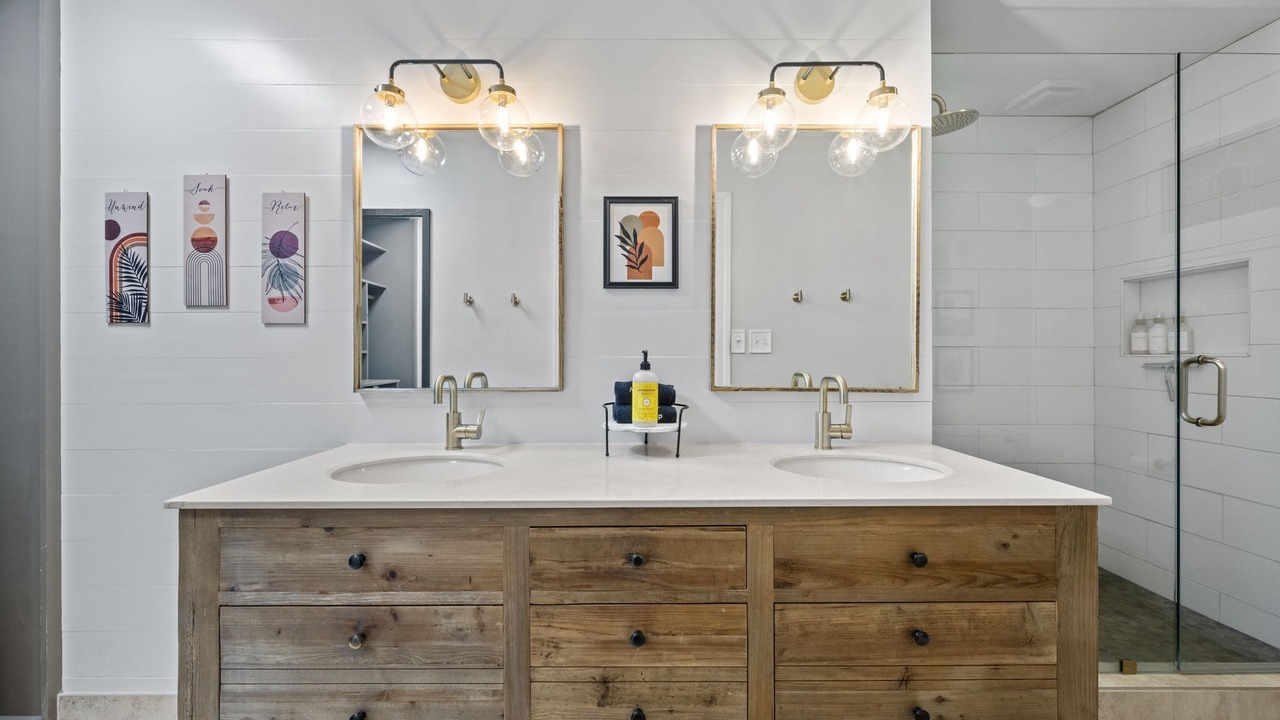 Photo of Bathroom in Daphne