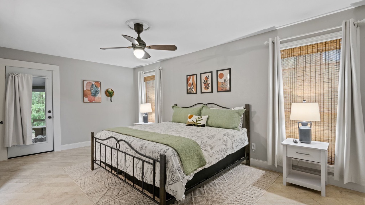 Photo of Bedroom in Daphne